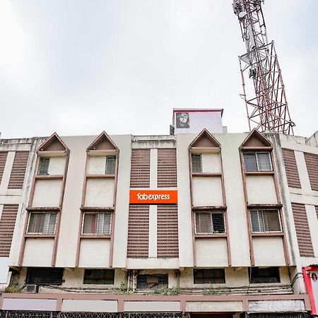 Fabexpress Sai Lodging - Nashik Railway Station Deolāli Exteriör bild